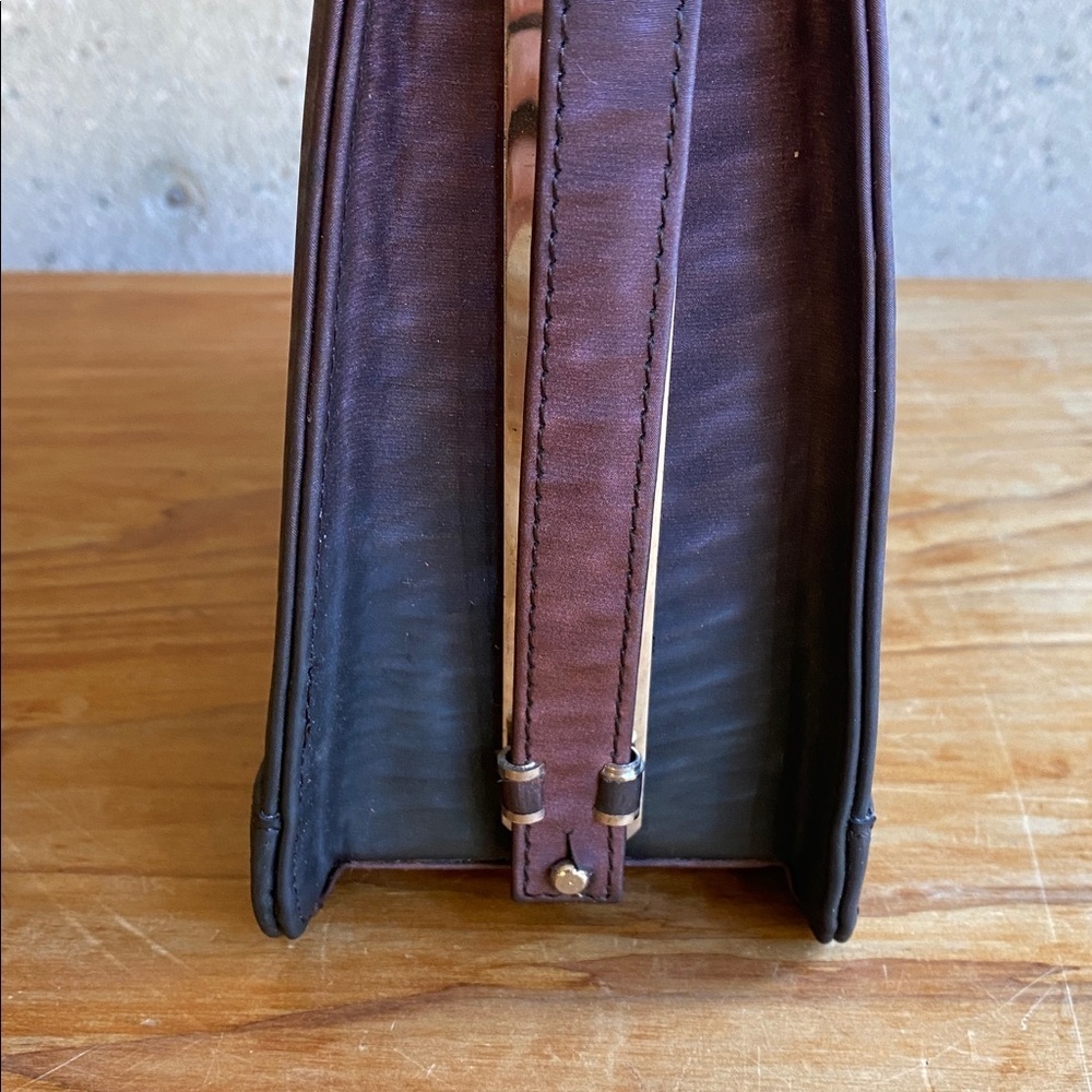 🤍 D Collection Elegant Structured Handbag - Picture 5 of 11
